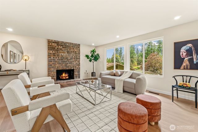 10554 NE 150th Court, Bothell, WA 98011