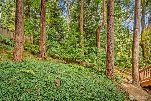 10554 NE 150th Court, Bothell, WA 98011