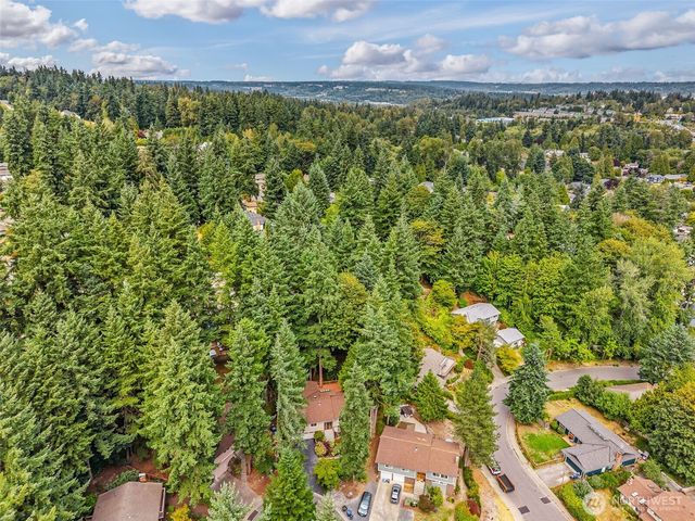 10554 NE 150th Court, Bothell, WA 98011