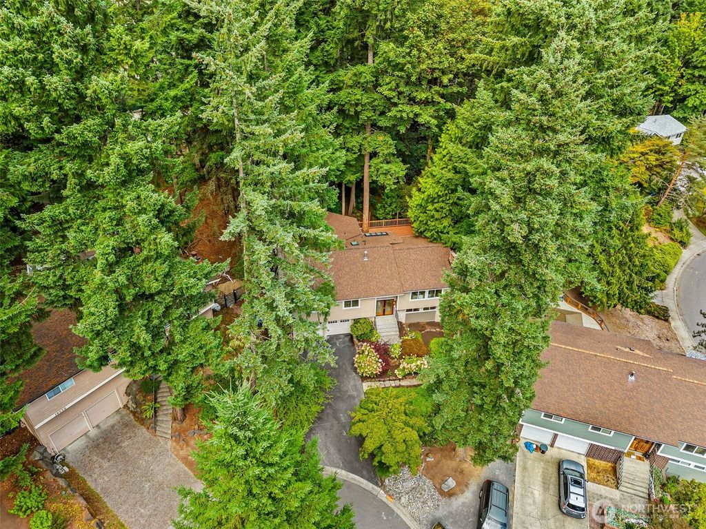 10554 NE 150th Court, Bothell, WA 98011