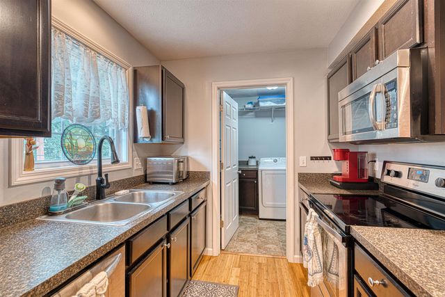 15521 AJ Drive, Evansville, IN 47725