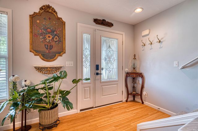 15521 AJ Drive, Evansville, IN 47725