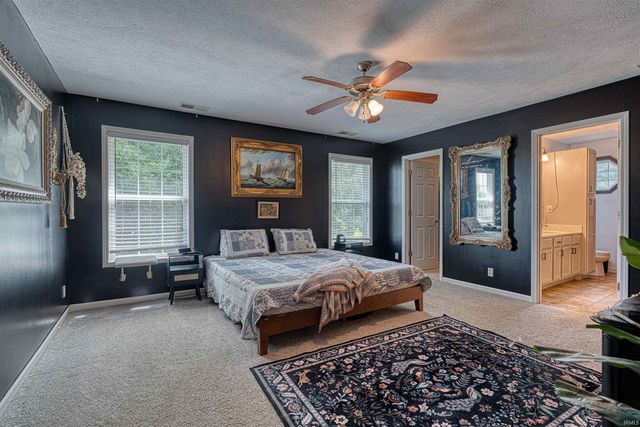 15521 AJ Drive, Evansville, IN 47725