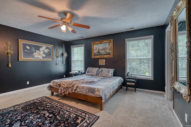 15521 AJ Drive, Evansville, IN 47725