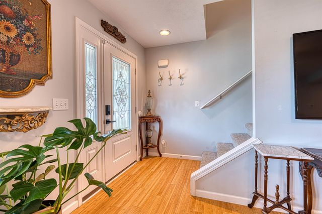 15521 AJ Drive, Evansville, IN 47725