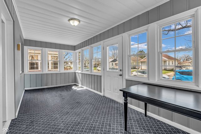 137 N 4th Avenue, Beech Grove, IN 46107