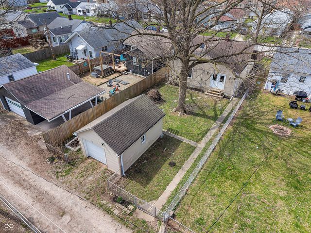 137 N 4th Avenue, Beech Grove, IN 46107