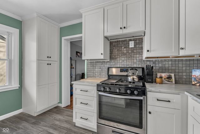 137 N 4th Avenue, Beech Grove, IN 46107