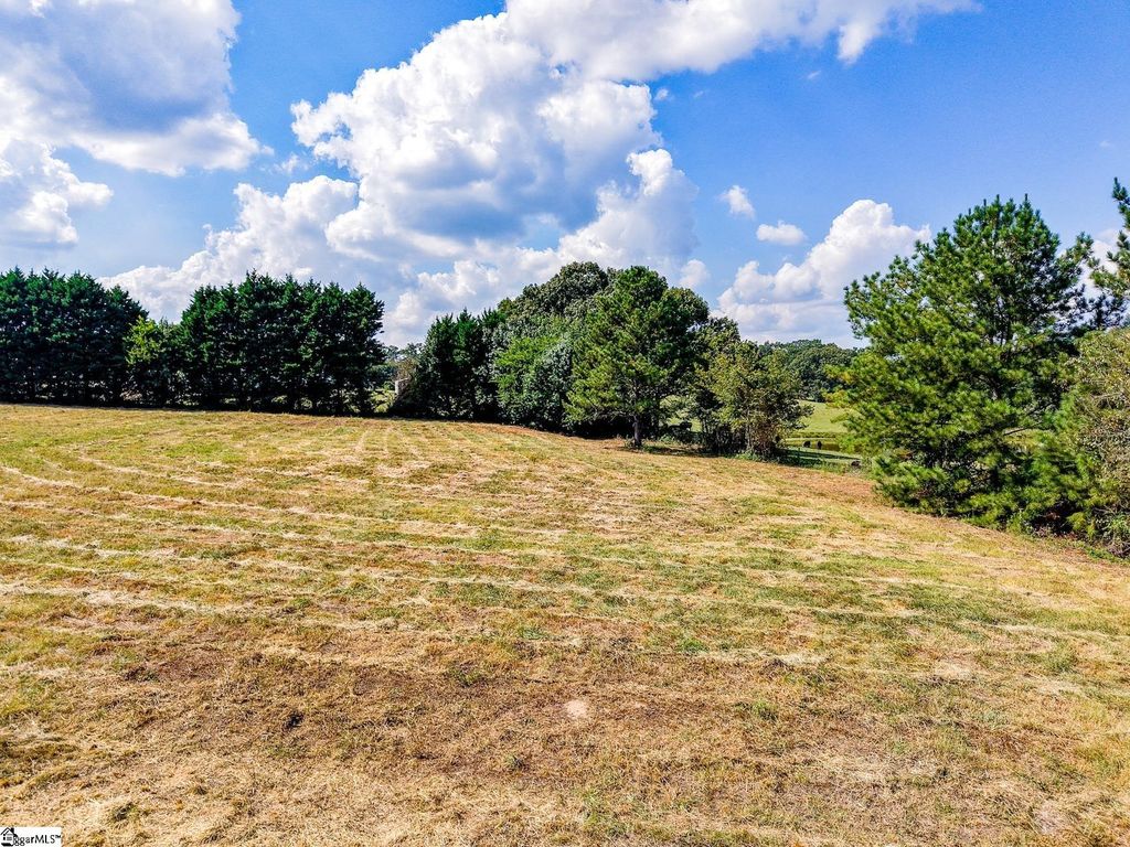 127 Windfield Hill Road, Williamston, SC 29697