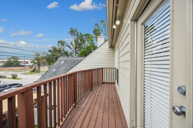 1321 Whispering Pines Drive, Houston, TX 77055