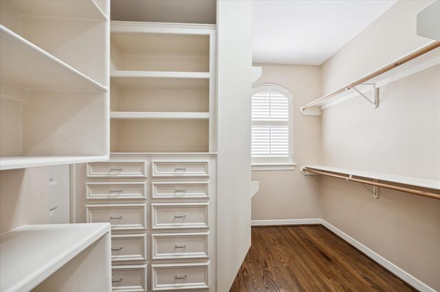 1321 Whispering Pines Drive, Houston, TX 77055