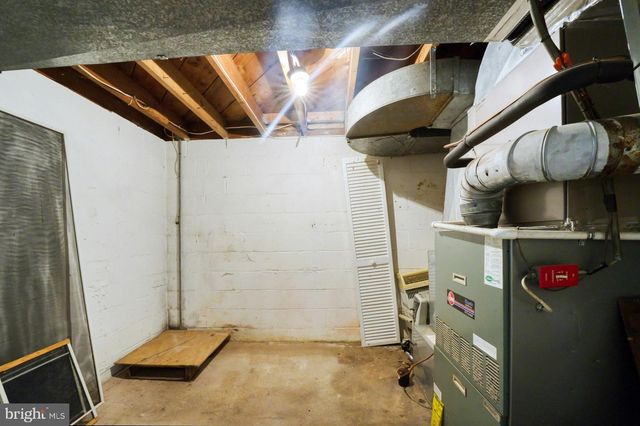 35339 APPALACHIAN TRAIL RD, Round Hill, VA 20141