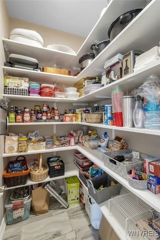 5815 Newhouse Road, Clarence, NY 14051