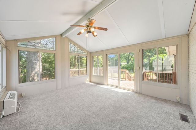 6619 Sunset Terrace, Windsor Heights, IA 50324