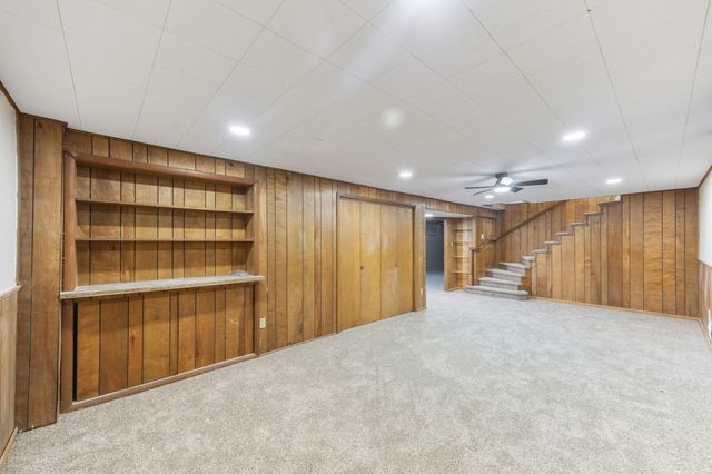 6619 Sunset Terrace, Windsor Heights, IA 50324