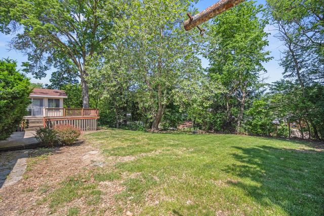 6619 Sunset Terrace, Windsor Heights, IA 50324