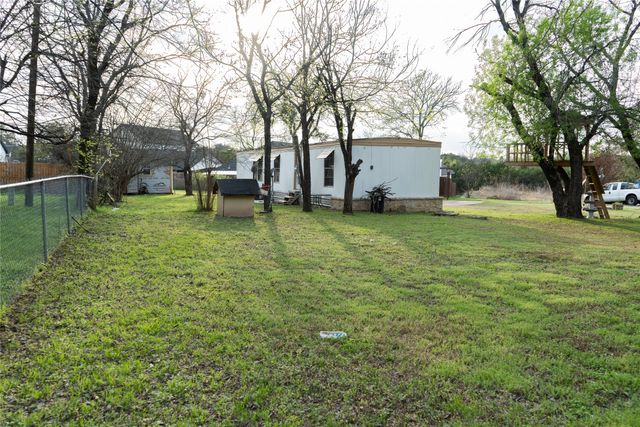 903 Battle Creek Road, Granbury, TX 76048