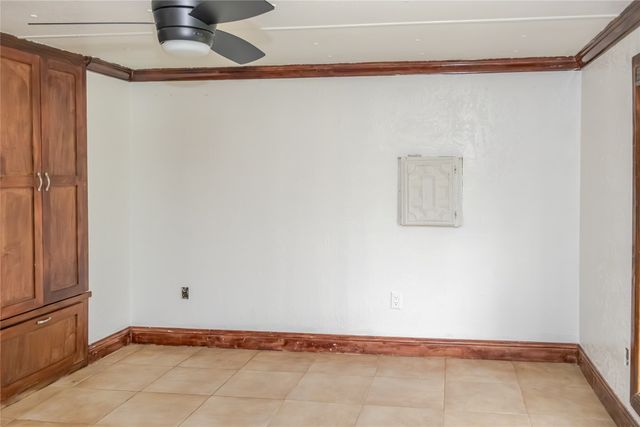 903 Battle Creek Road, Granbury, TX 76048