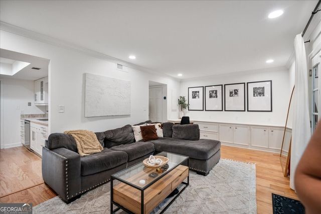 47 Ivy Trail NE, Atlanta, GA 30342