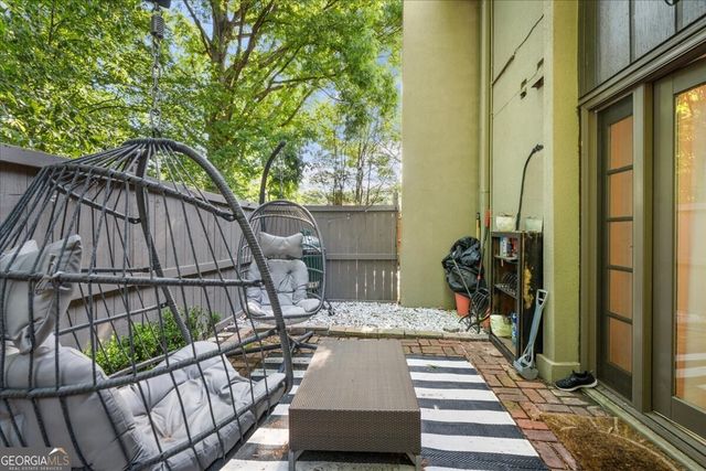 47 Ivy Trail NE, Atlanta, GA 30342