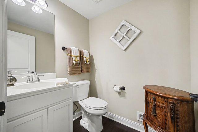 10621 Dani Lane 40621, Orland Park, IL 60462