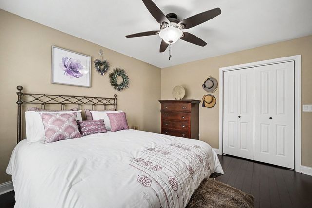 10621 Dani Lane 40621, Orland Park, IL 60462