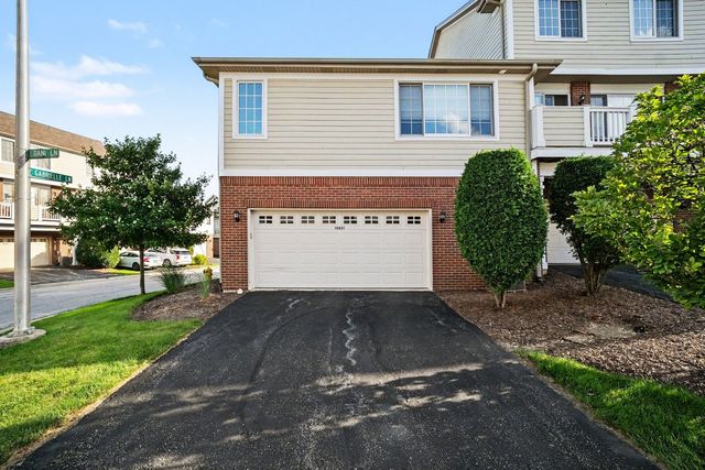 10621 Dani Lane 40621, Orland Park, IL 60462