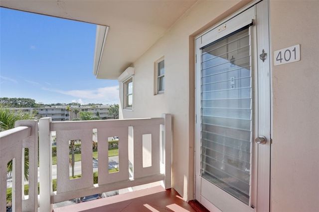 2669 S Garden Drive 401, Lake Worth, FL 33461