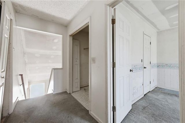 1044 Autumn Crest Court, Stone Mountain, GA 30083