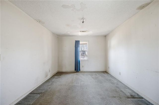 1044 Autumn Crest Court, Stone Mountain, GA 30083