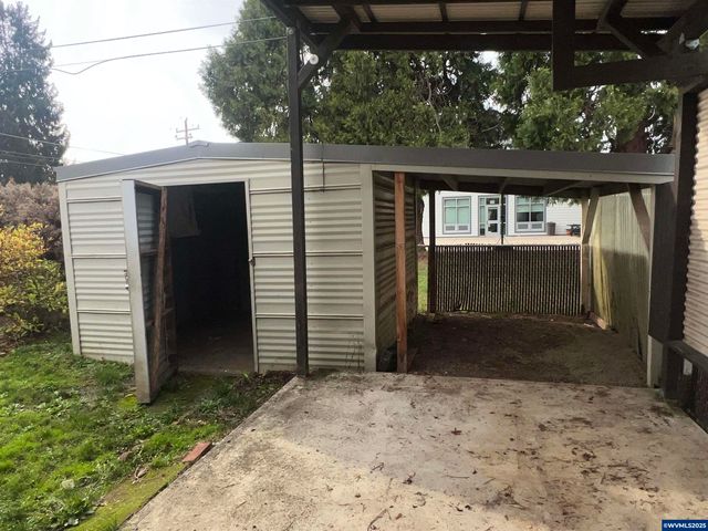 1083 N Douglas Av, Stayton, OR 97383