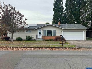 1083 N Douglas Av, Stayton, OR 97383