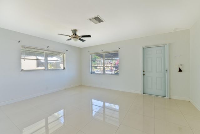 4810 NW 49th Drive, Tamarac, FL 33319