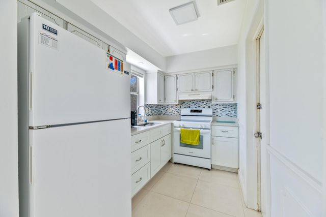 4810 NW 49th Drive, Tamarac, FL 33319