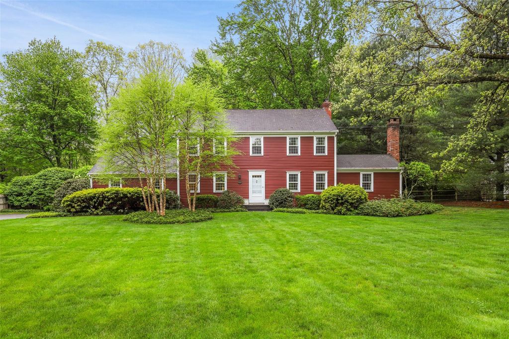 15 Cartway Lane E, Bedford, NY 10506