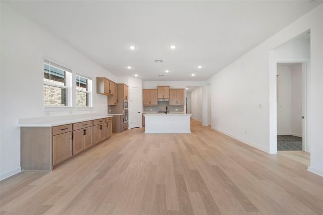 129 Bishop Wood RD, Dripping Springs, TX 78620