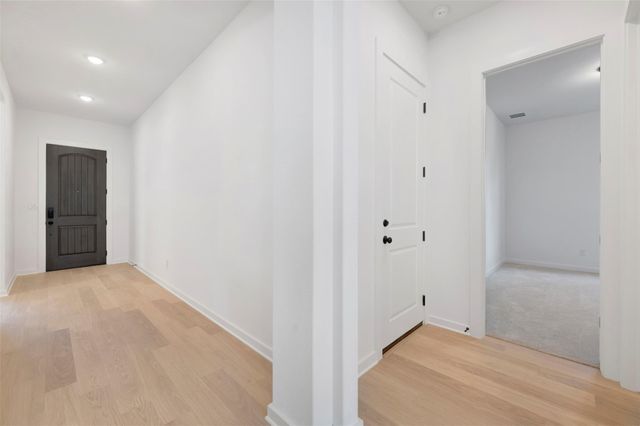129 Bishop Wood RD, Dripping Springs, TX 78620