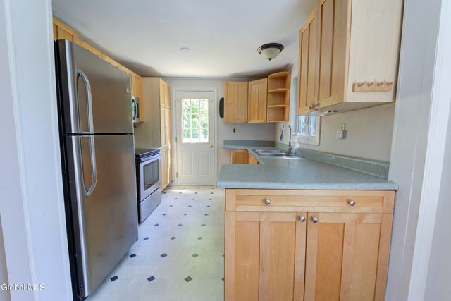 52 Maple Avenue, Ballston Spa, NY 12020