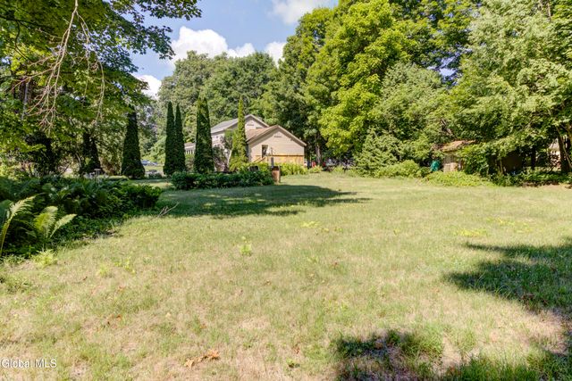 52 Maple Avenue, Ballston Spa, NY 12020