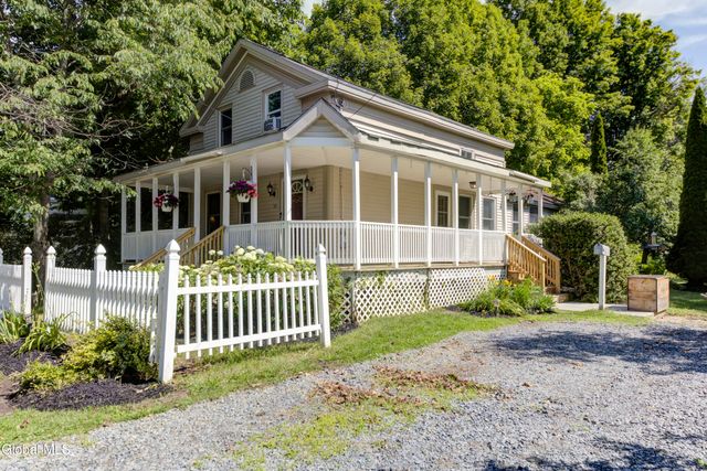 52 Maple Avenue, Ballston Spa, NY 12020