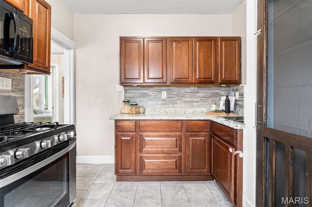 2721 W Tennyson Avenue, Overland, MO 63114