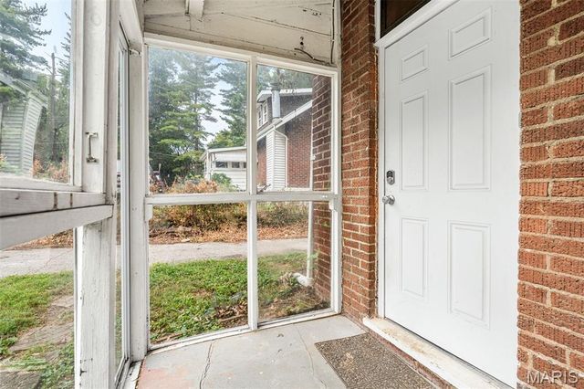 2721 W Tennyson Avenue, Overland, MO 63114