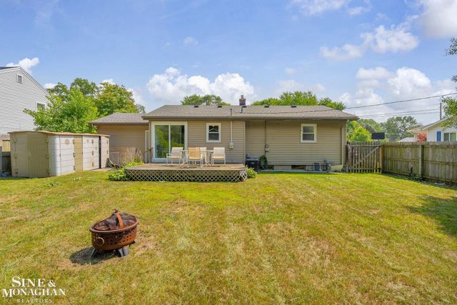 2849 20th Avenue, Port Huron, MI 48060