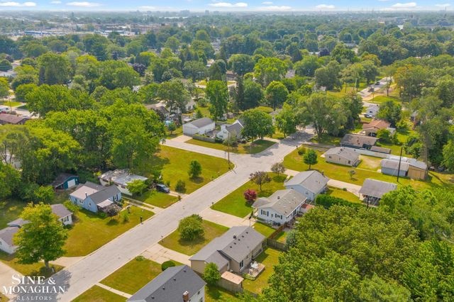 2849 20th Avenue, Port Huron, MI 48060
