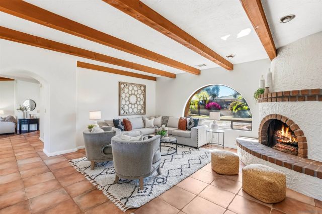 13960 Valle Lindo, Escondido, CA 92027