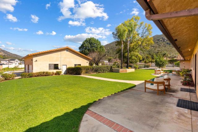 13960 Valle Lindo, Escondido, CA 92027