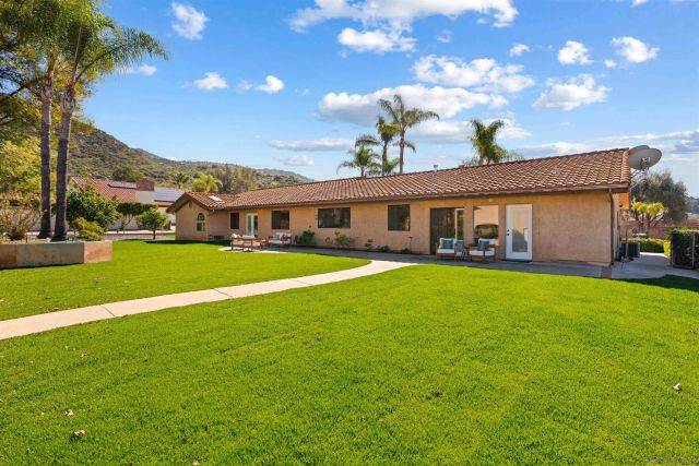 13960 Valle Lindo, Escondido, CA 92027