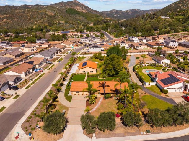13960 Valle Lindo, Escondido, CA 92027