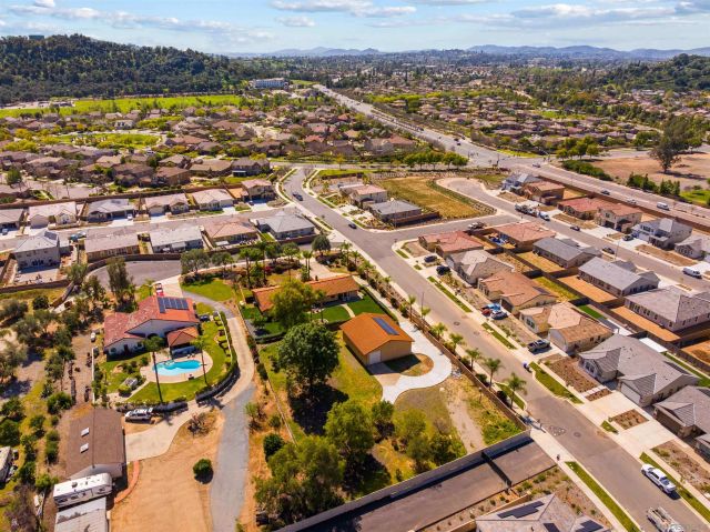 13960 Valle Lindo, Escondido, CA 92027