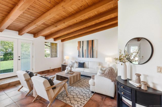 13960 Valle Lindo, Escondido, CA 92027